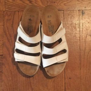 Naot cream sandals